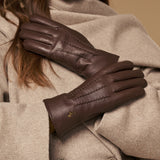 Alessandra (marron) - Gants tactiles en cuir de chèvre et doublure en laine d'agneau