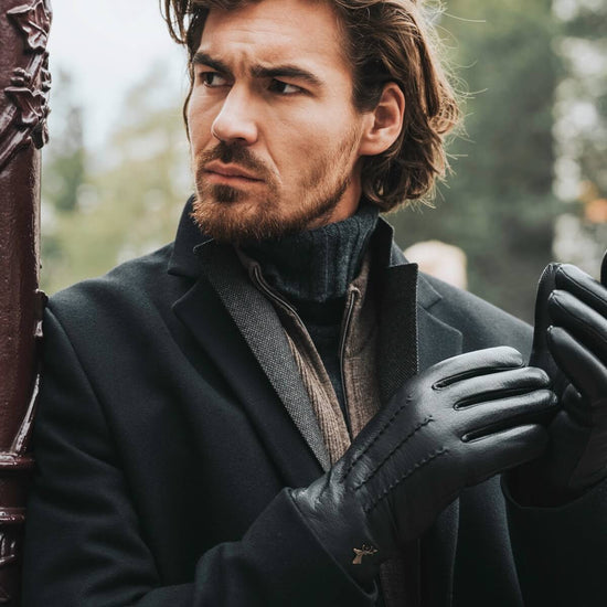 Hunter (black) – goatskin leather gloves with lambswool lining & touchscreen feature - Schwartz & von Halen - US - 8