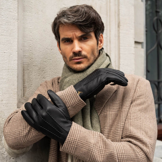 Jaxon (black) - goatskin leather gloves with luxurious faux fur lining & touchscreen feature  - Schwartz & von Halen - US - 10