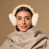 Nathaly (camel) – cache-oreilles chauds et élégants en peau de mouton et daim 100% naturels